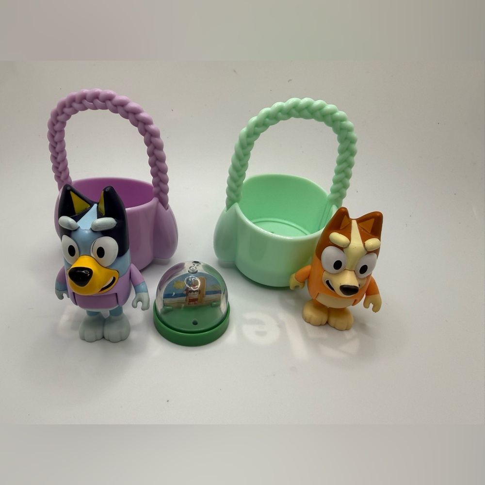 Bluey & Bingo Figures toy  Easter Bunny Basket Set of 2 Spring Toy lot